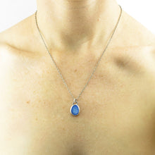 Load image into Gallery viewer, Classic Oval Necklace

